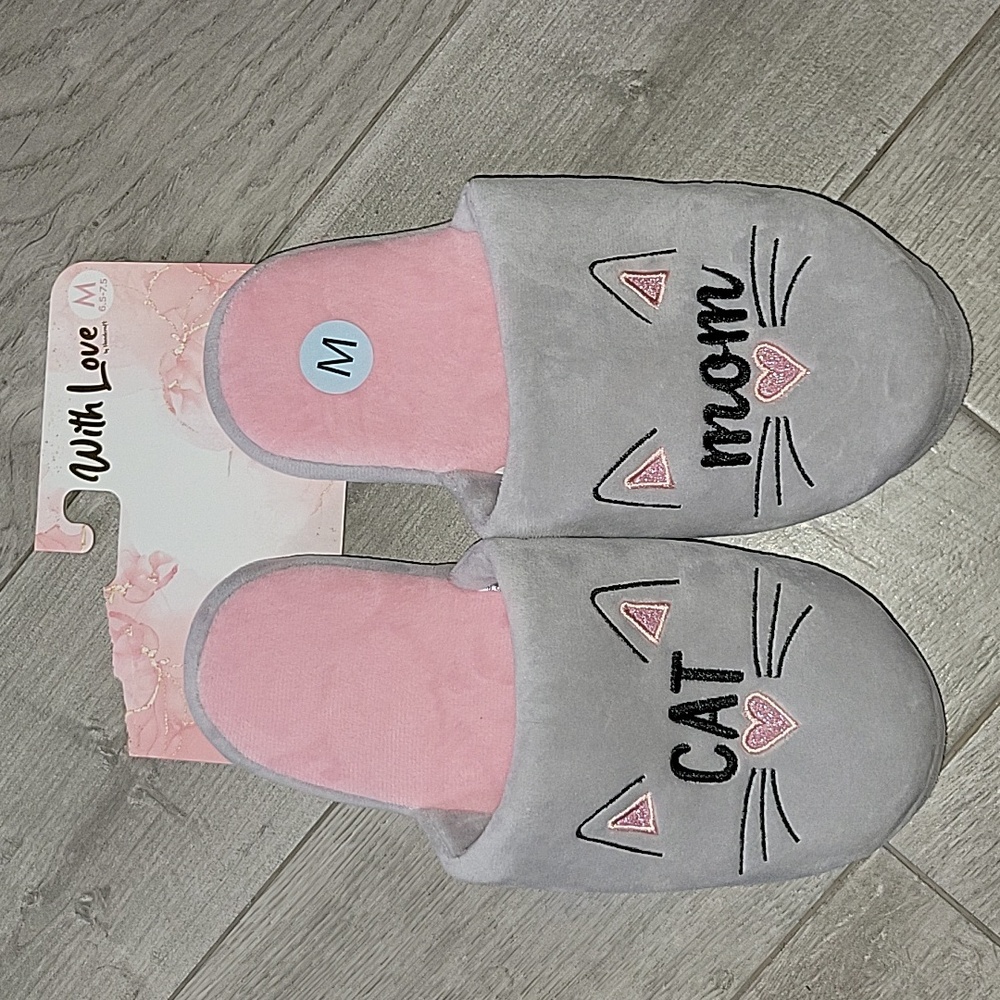 NWT slippers